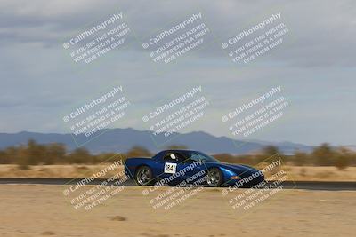 media/Jan-26-2025-SCCA SD (Sun) [[bcf61ed115]]/4-Women Novice/Session 2 (Turn 7 Inside)/